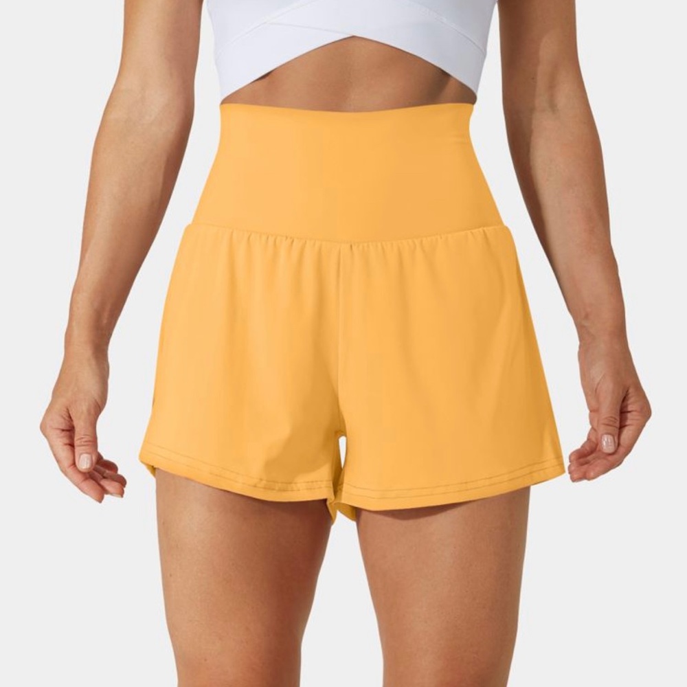 HALARA high waisted, 2 in 1 yoga shorts, 2.5 inch.